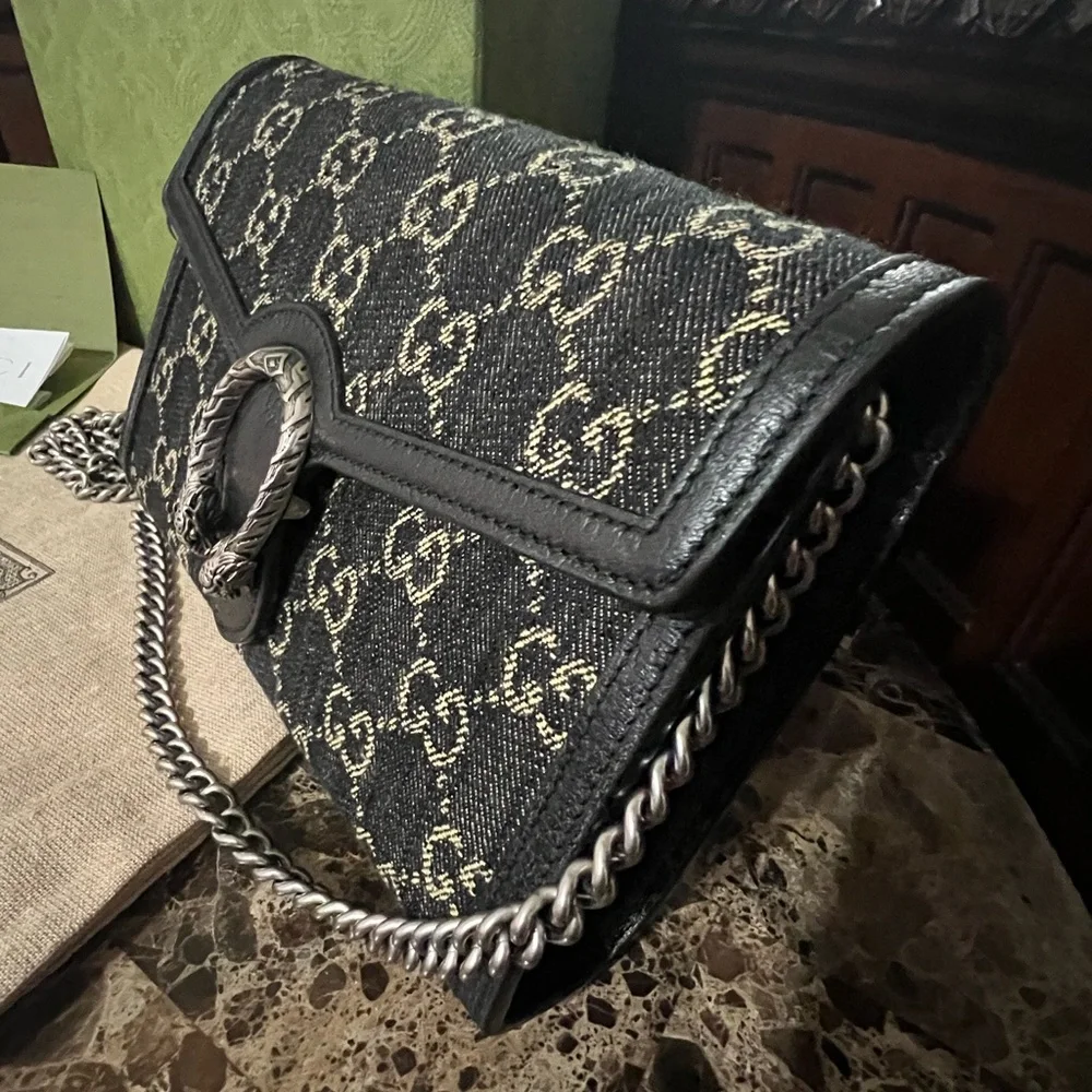 100% Authentic Gucci Handbag - Picture 4 of 9